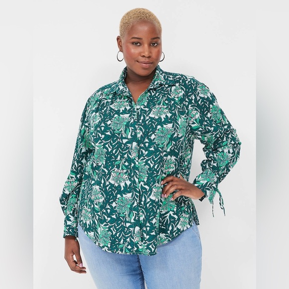 Lane Bryant Tops - Lane Bryant Collared Button-Front Tie-Cuff Blouse Green